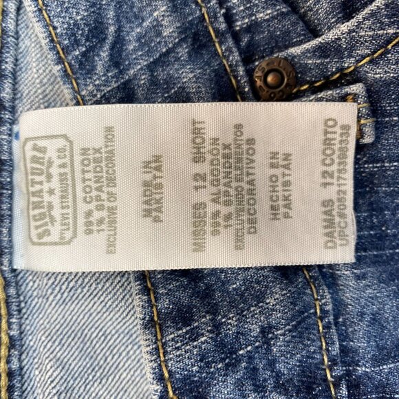 Levis Signature Women's Jeans 12 Short Bootcut Low Rise Blue Denim Cotton Spande - Picture 10 of 10